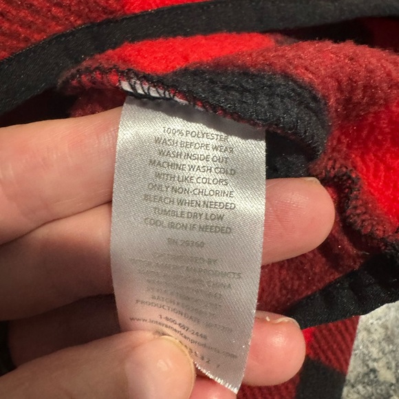 DIP TODDLER RED AND BLACK PLAID FLEECE SWEATER SIZE 4t - Picture 6 of 6